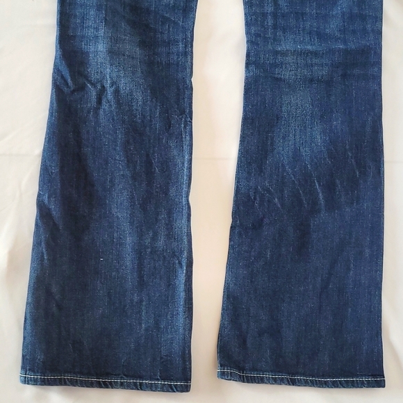 Jeans - Picture 8 of 9